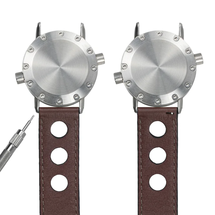 Porównanie teleskopu tradycyjnego i Quick Pins od spodu paska do zegarka